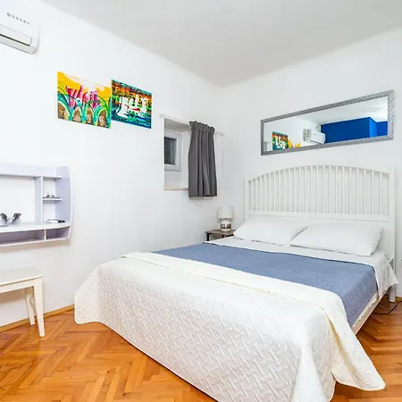 Guest house Tulip Old Town